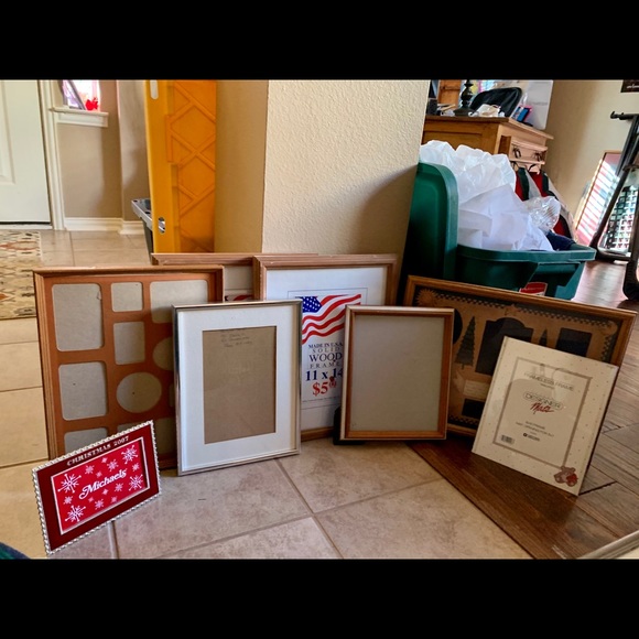 Picture frames - Picture 2 of 4